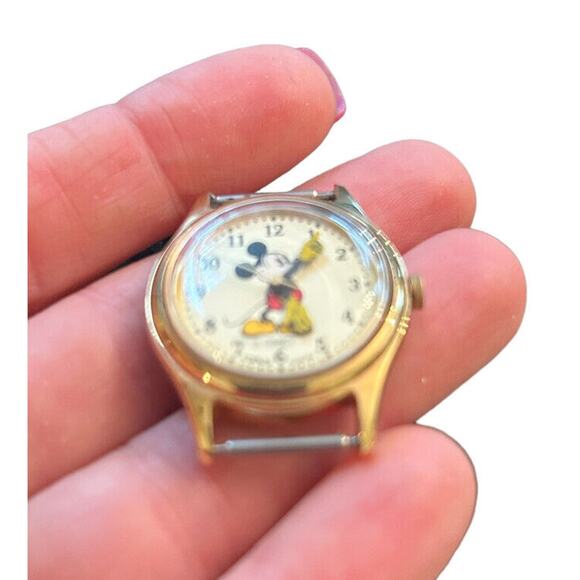 1960's Vintage Mickey Mouse Lorus Quartz Watch‎ Walt Disney-needs battery & band - Picture 2 of 5